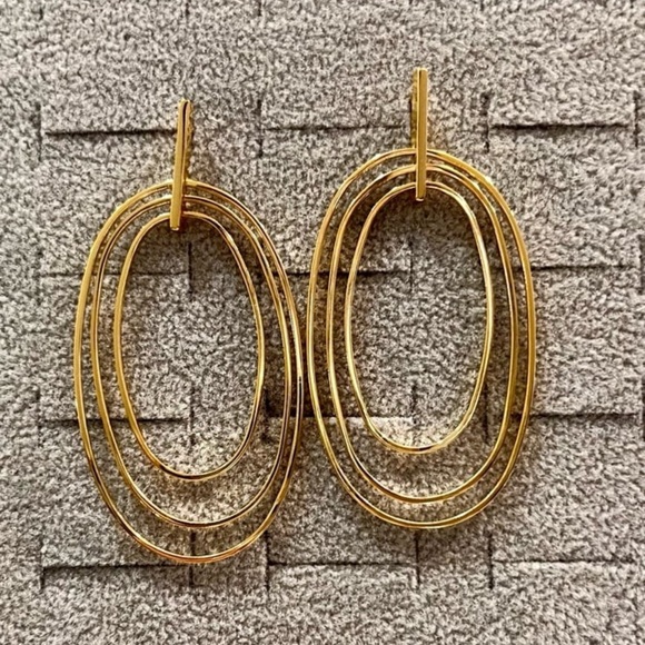 Large Gold Dangle Statement Earrings. Layered gold ovals post dangle earrings - Picture 10 of 14